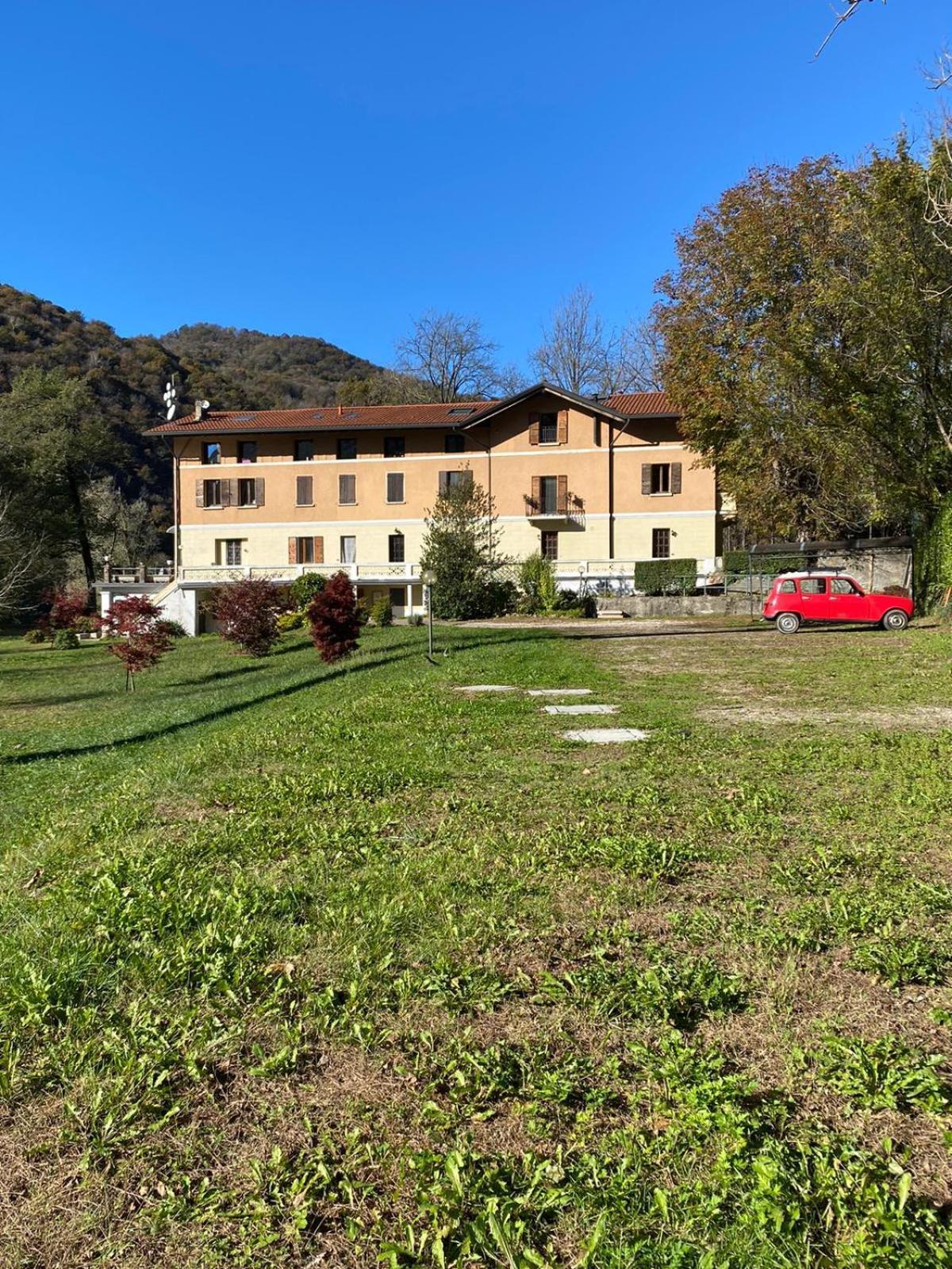 L'Angolino Di Magda: On The Lake-Private Beach! Ghirla Exterior photo